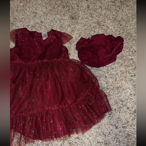 Baby girl fancy 9 month dress with matching bloomers burgundy perfect fall color - Picture 2 of 5